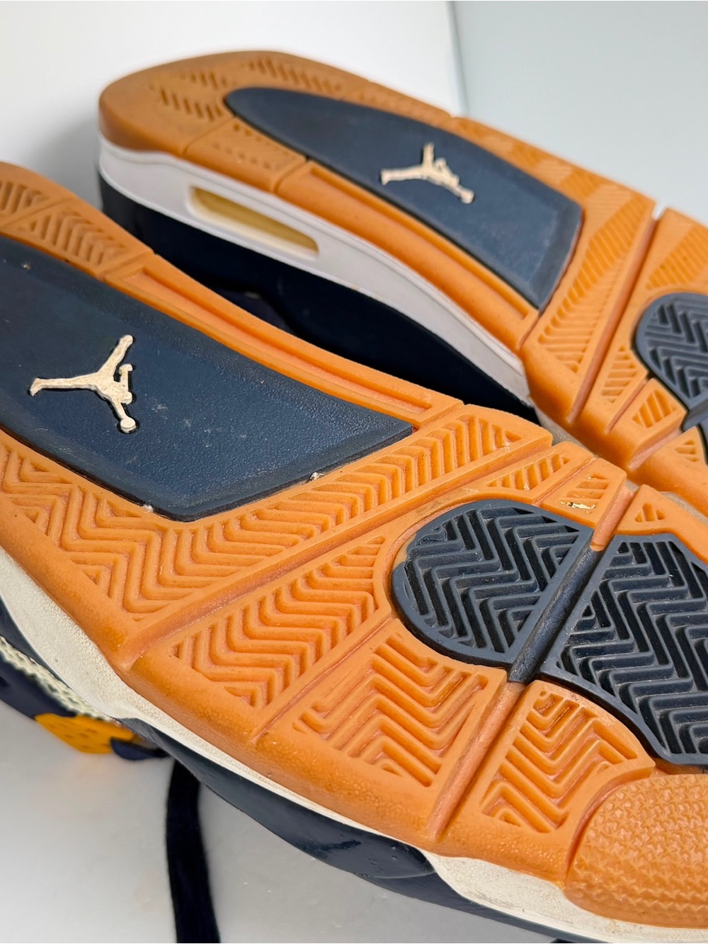 Air Jordan 4 Retro “Dunk From Above” Midnight Navy Gold Size 9 Men’s - Picture 12 of 13